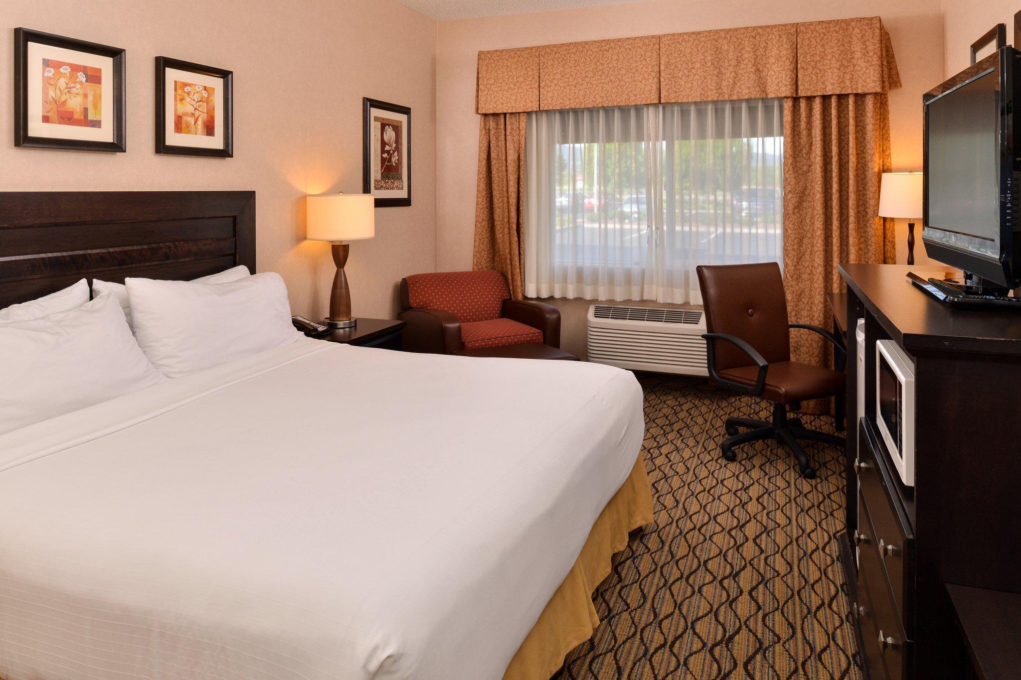 Clarion Pointe Medford Hotell Eksteriør bilde